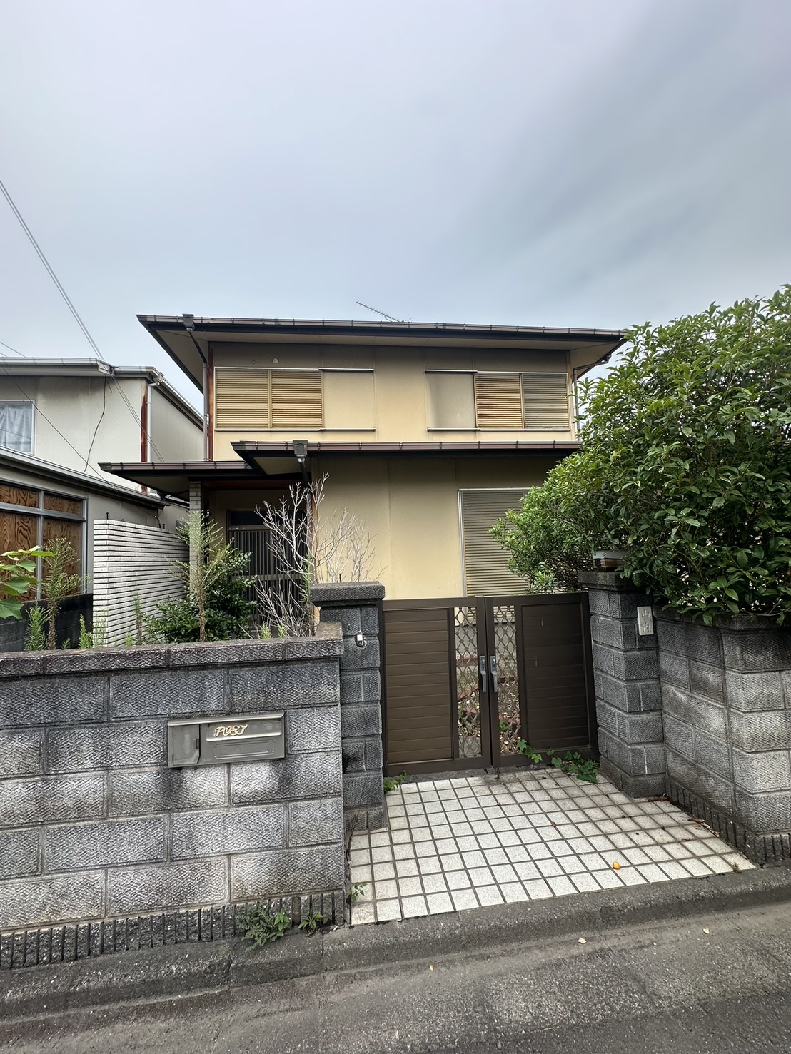 和歌山市木ノ本で行った建物解体工事の施工前外観