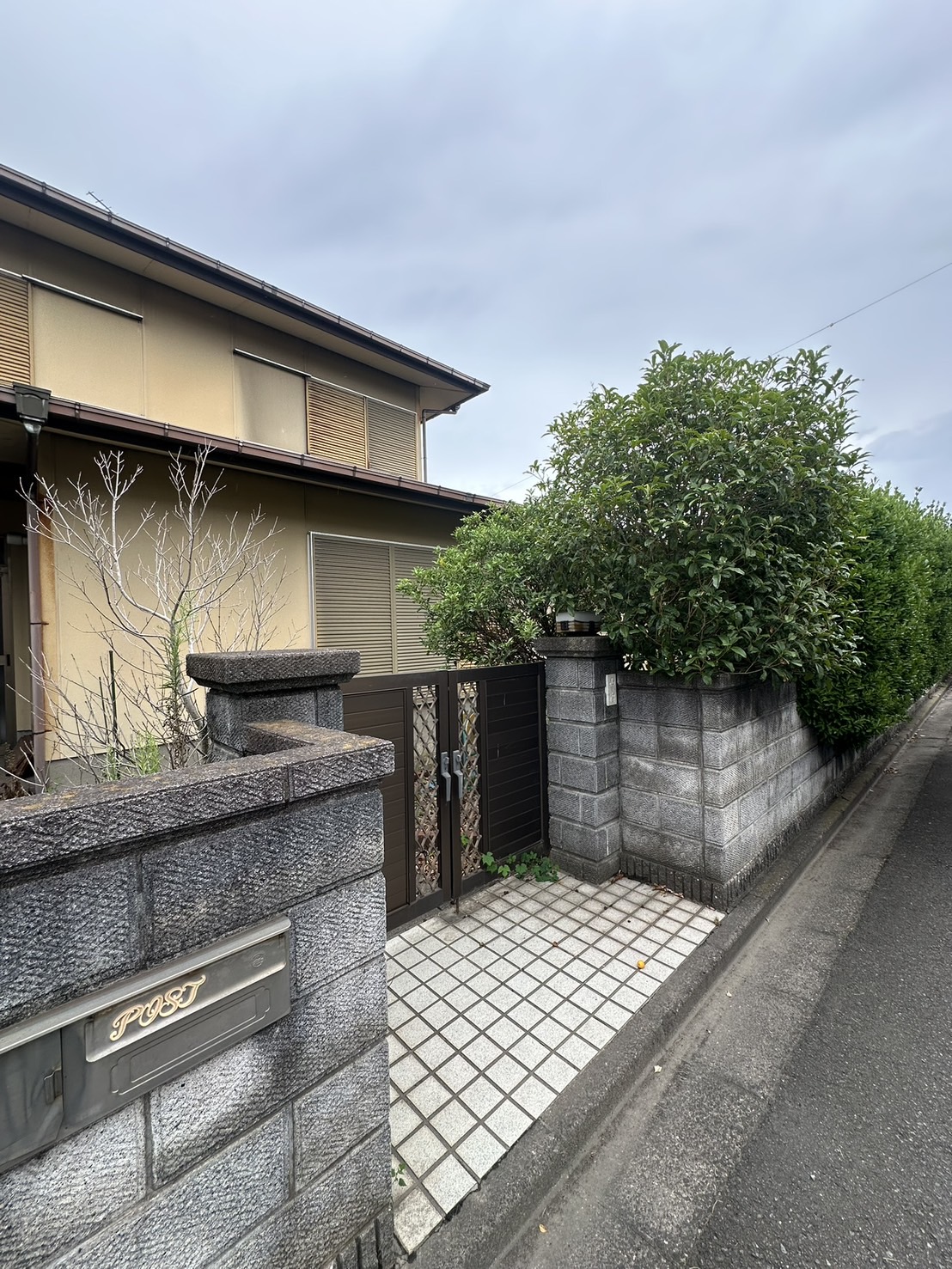 和歌山市木ノ本の解体工事 施工前の建物外観2